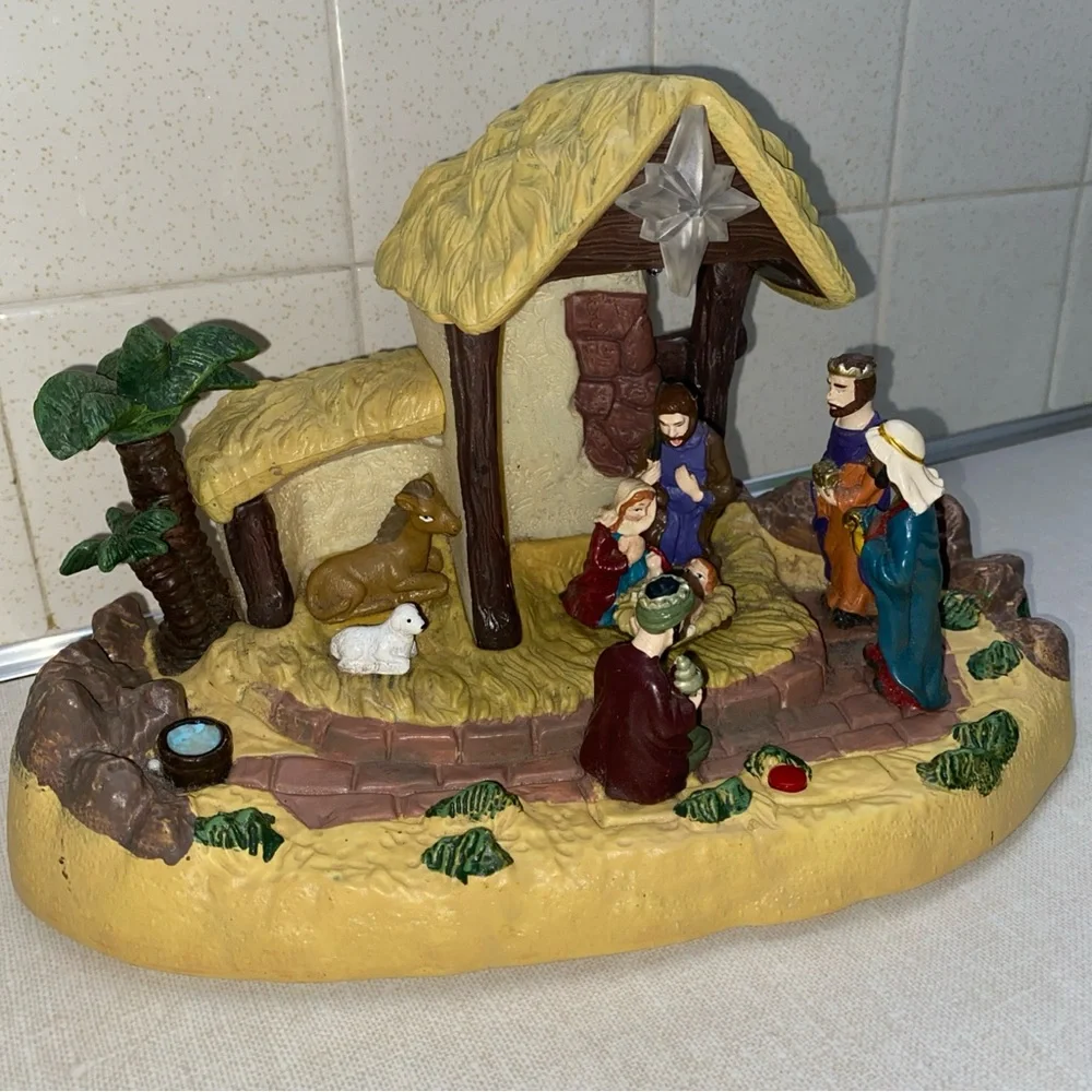 Vintage GEMMY Nativity Scene LIghts-Up & Tells‎ Christmas Story Birth of Jesus